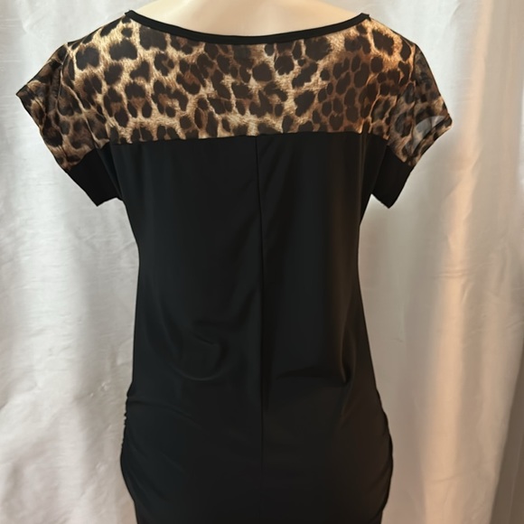 Free Kisses Large Black & Animal Print Blouse - Picture 3 of 3